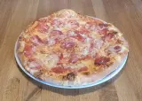 3. Salámová pizza pikant (630 g)