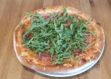 5. Prošuto corino pizza (700 g)
